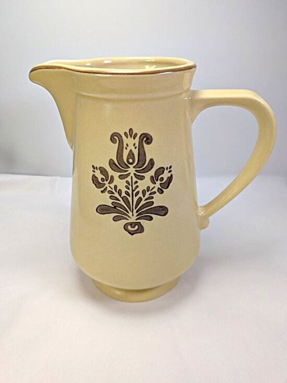 Vintage Pfaltzgraff Village Stoneware 2 Quart Pitcher Folk Art Floral